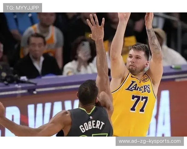 东契奇无解表现继续统治赛场，东契奇这么强