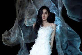 开云官网登录-奥斯马尔·奥尔韦拉赛场表现赢得喝彩，奥马尔现状