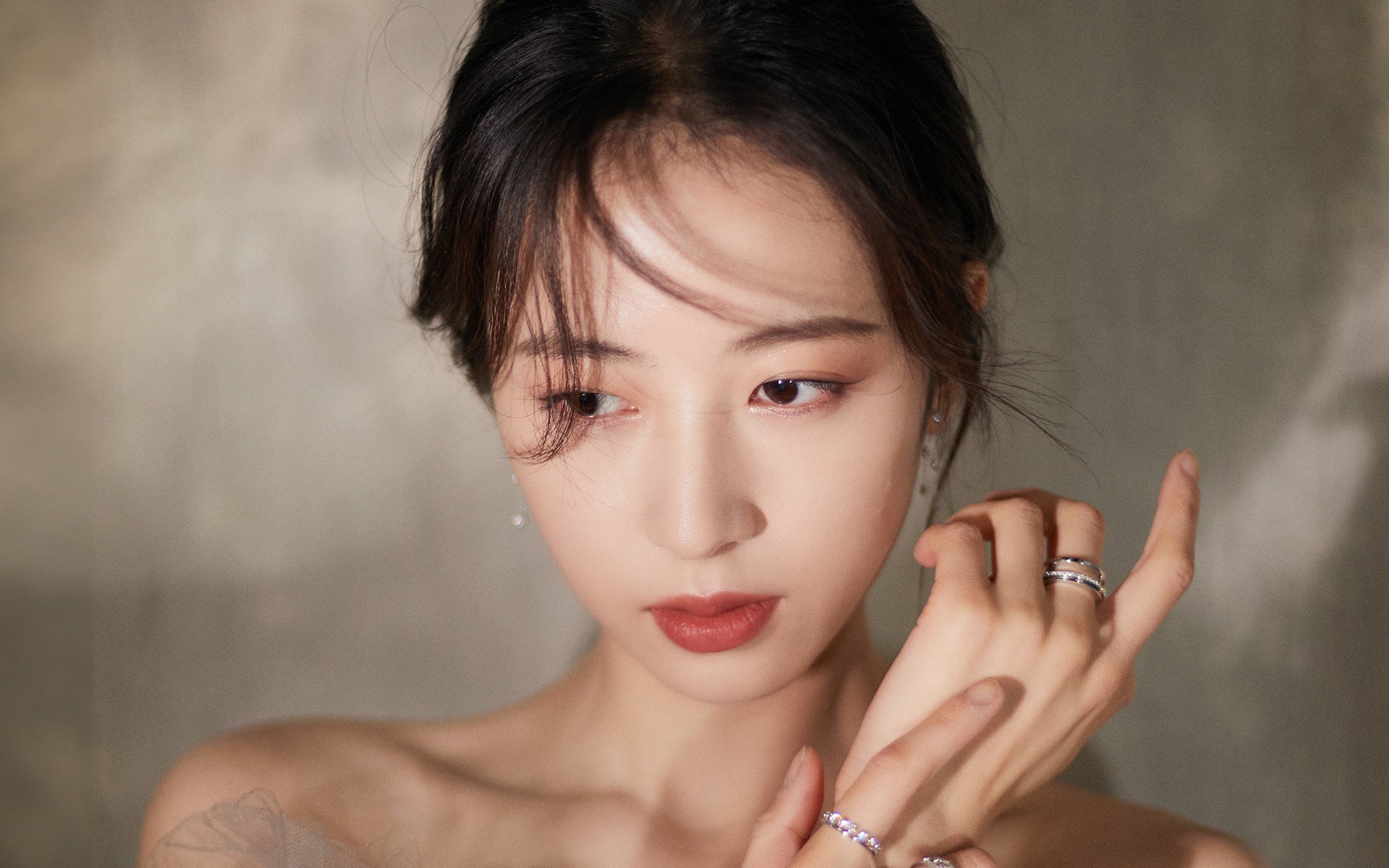 中甲球队构建球队荣誉档案馆保留历史与传承价值，足球队荣耀